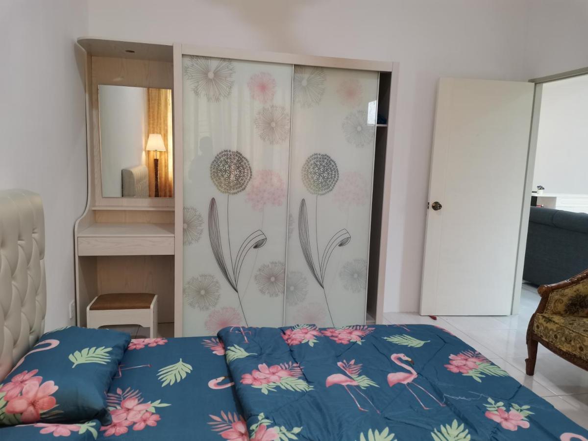 Cd Seaview Apartment Kuah Exterior photo
