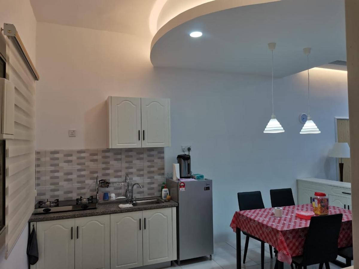 Cd Seaview Apartment Kuah Exterior photo